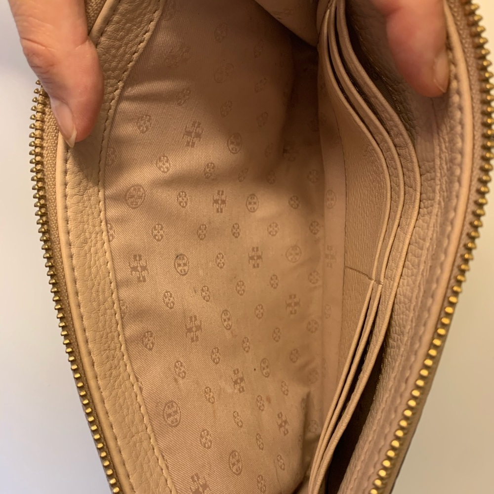 Tory Burch purse - Picture 3 of 5